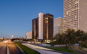 Doubletree Houston Greenway Plaza Hotel